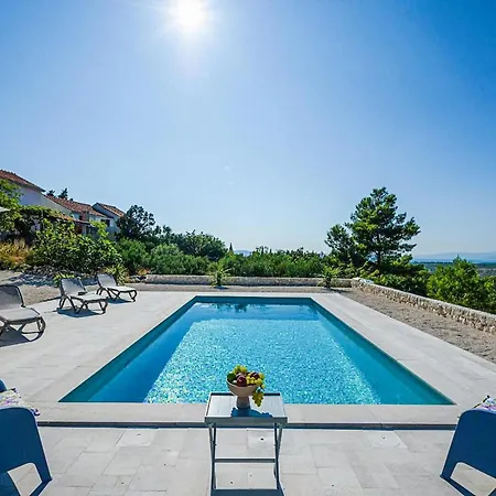 Awesome In With View Bobovisca