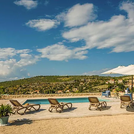 Awesome In With View * Bobovisca