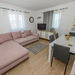 Holiday home Cozy In